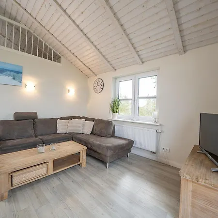 Strandhafer 42 Mit Kamin Und Sauna * Dagebüll