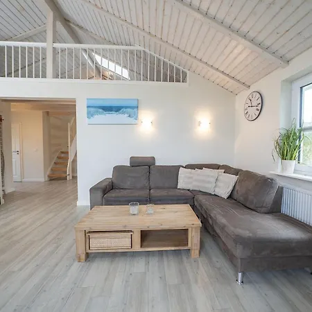 Strandhafer 42 Mit Kamin Und Sauna Dagebüll